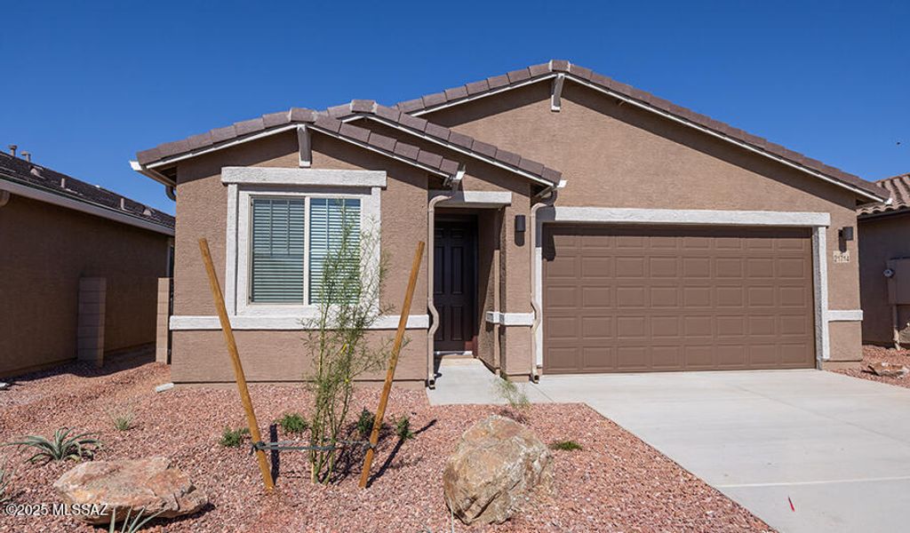 21714 E Crest Avenue, Red Rock, AZ 85145