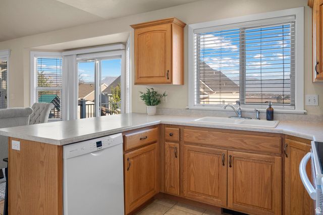 822 N JOSHUA DR, Saratoga Springs, UT 84045