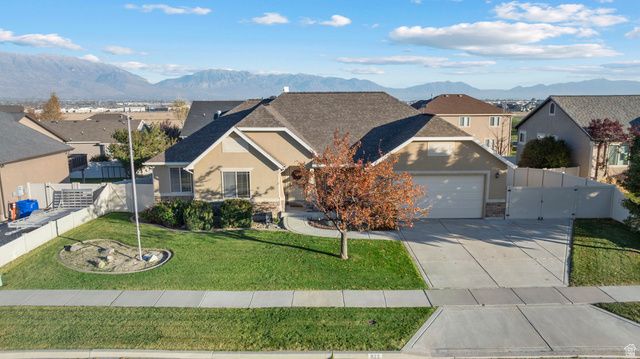 822 N JOSHUA DR, Saratoga Springs, UT 84045
