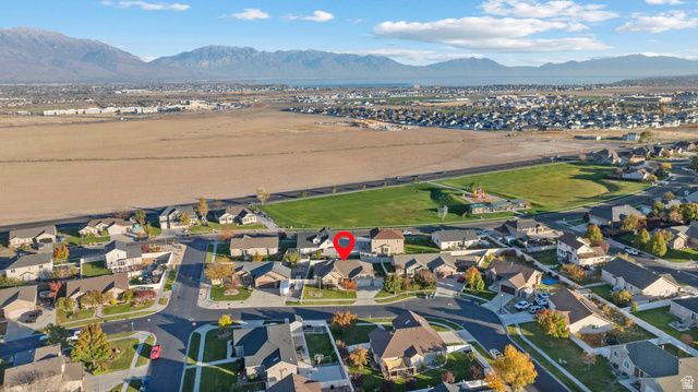 822 N JOSHUA DR, Saratoga Springs, UT 84045