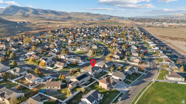 822 N JOSHUA DR, Saratoga Springs, UT 84045