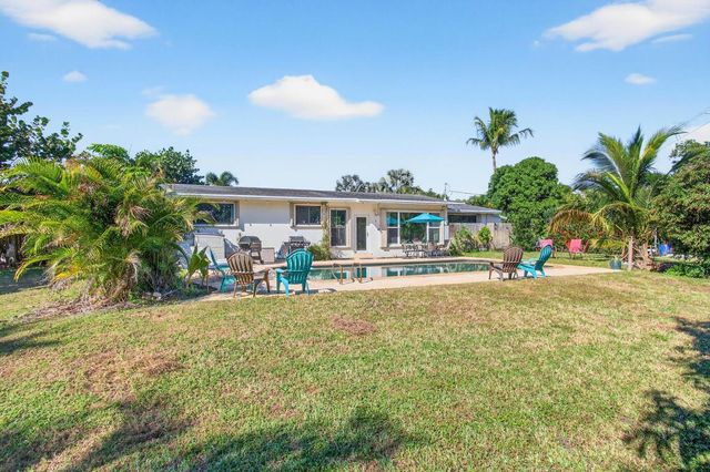 2011 Mark Avenue, Lake Worth Beach, FL 33461