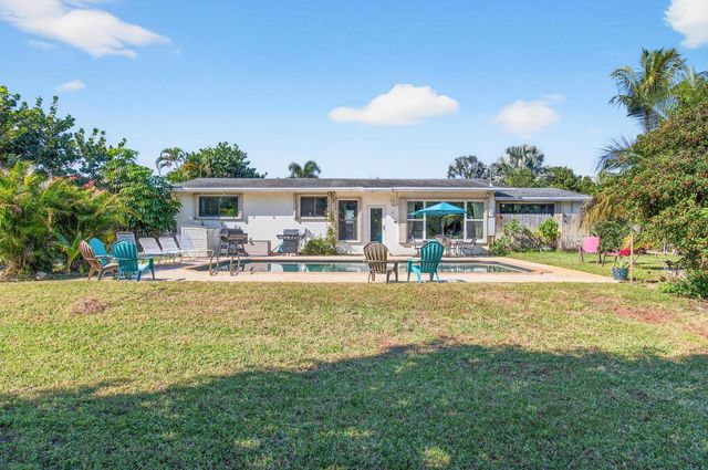 2011 Mark Avenue, Lake Worth Beach, FL 33461