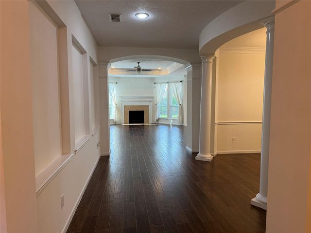 910 Allisa Street, Stafford, TX 77477
