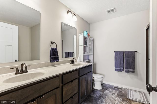 19068 Johnson Street NW, Elk River, MN 55330