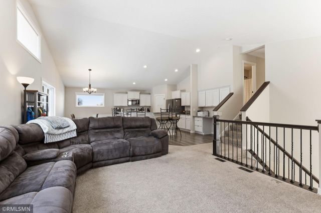 19068 Johnson Street NW, Elk River, MN 55330