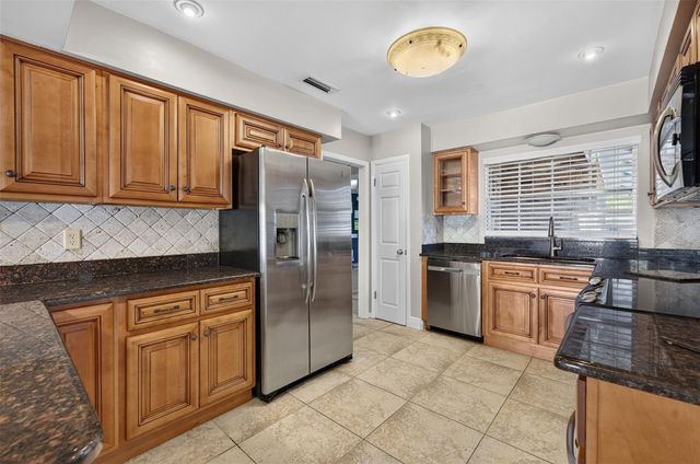 564 BROOKSIDE CIRCLE, Maitland, FL 32751