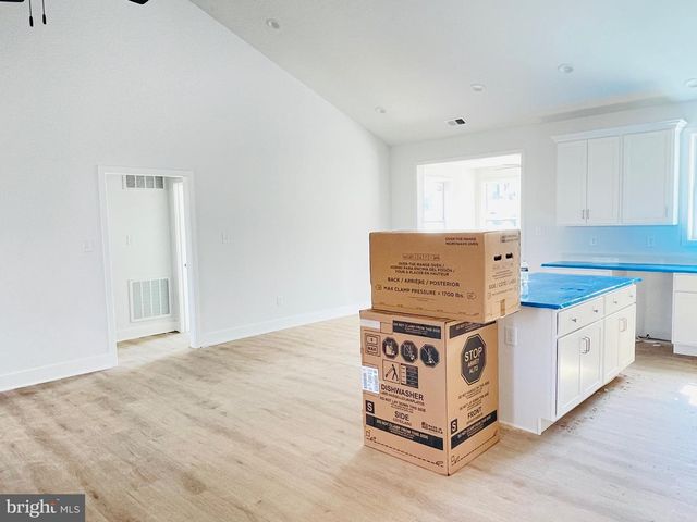 19 WATTLEY CT, Martinsburg, WV 25405