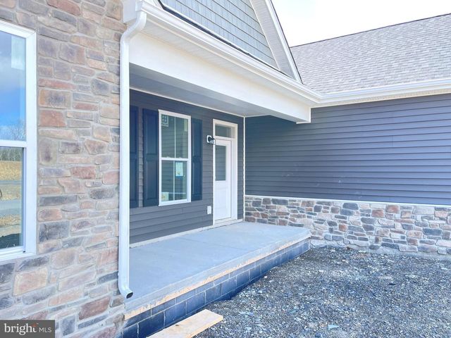 19 WATTLEY CT, Martinsburg, WV 25405