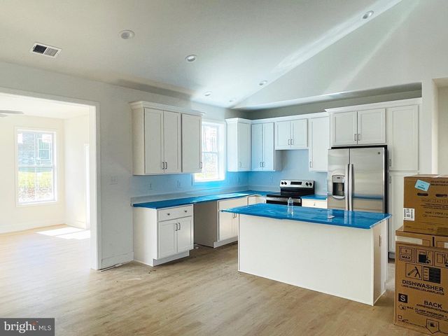 19 WATTLEY CT, Martinsburg, WV 25405