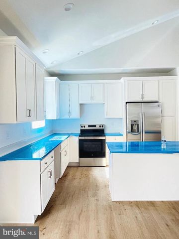 19 WATTLEY CT, Martinsburg, WV 25405