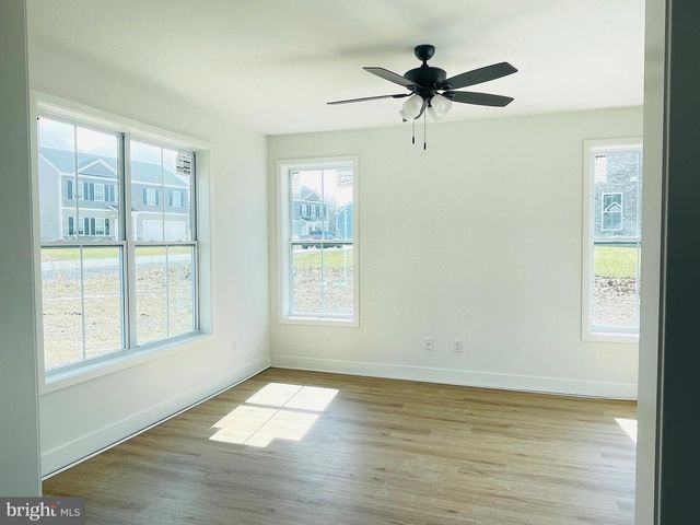 19 WATTLEY CT, Martinsburg, WV 25405