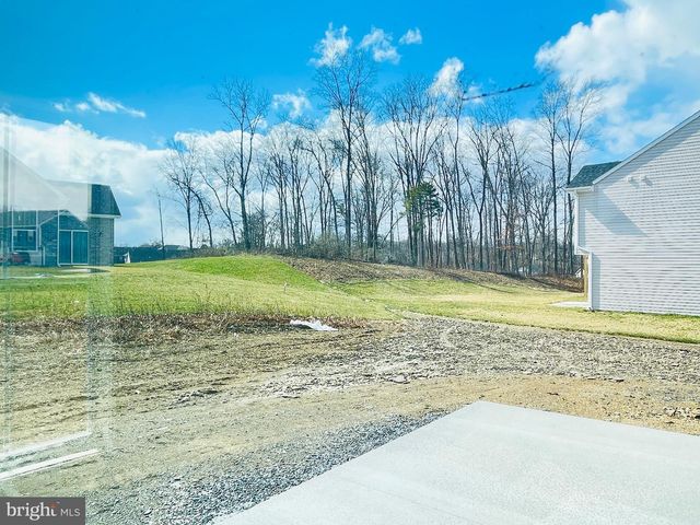 19 WATTLEY CT, Martinsburg, WV 25405