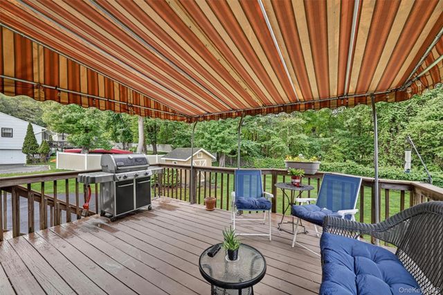 7 Windsor Brook Lane, Tappan, NY 10983