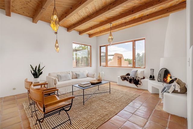 56 Balsa Road, Santa Fe, NM 87508