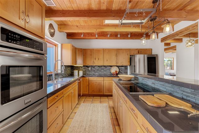 56 Balsa Road, Santa Fe, NM 87508