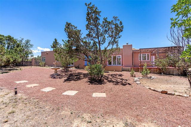 56 Balsa Road, Santa Fe, NM 87508
