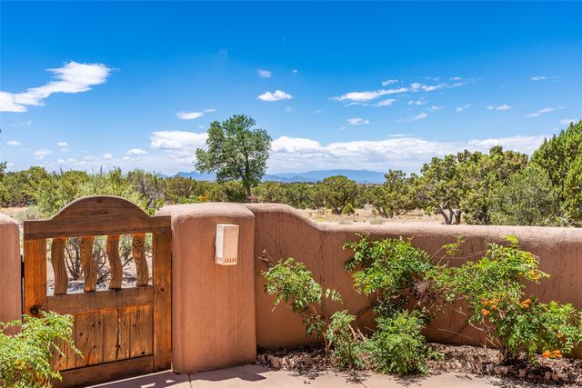 56 Balsa Road, Santa Fe, NM 87508