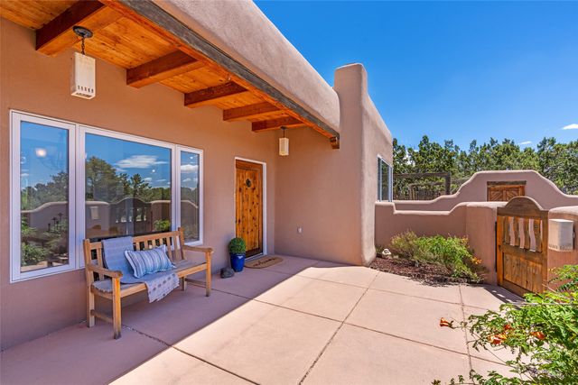 56 Balsa Road, Santa Fe, NM 87508