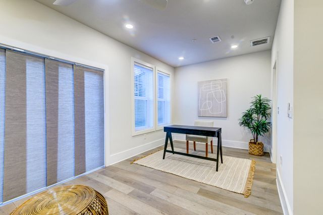 1150 Valdosta Street 401, North Charleston, SC 29405