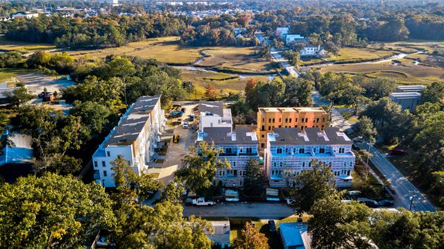 1150 Valdosta Street 401, North Charleston, SC 29405