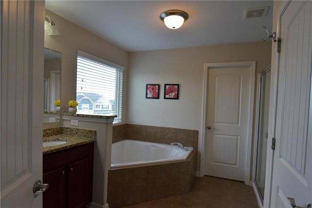 1805 Kingsbridge Court, Suwanee, GA 30024