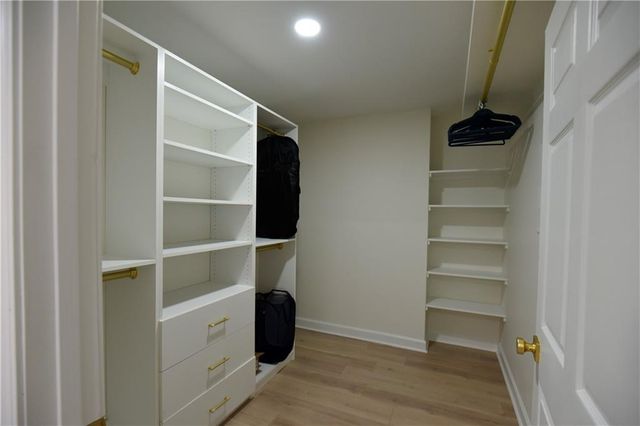 1805 Kingsbridge Court, Suwanee, GA 30024