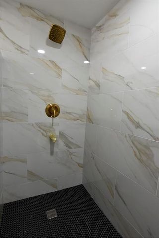 1805 Kingsbridge Court, Suwanee, GA 30024