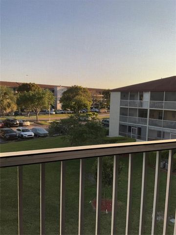 150 SW 134th Way 304R, Pembroke Pines, FL 33027