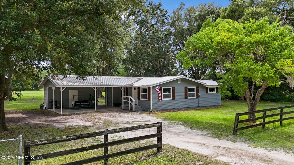 8360 MUDLAKE Road, Macclenny, FL 32063