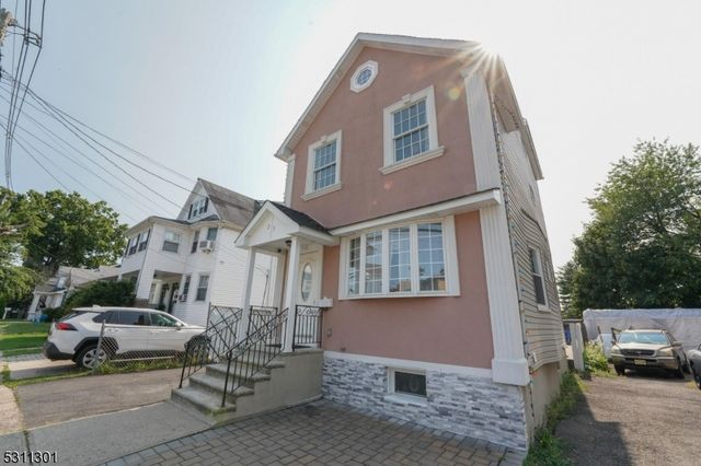 25 Rossiter Ave, Paterson City, NJ 07502