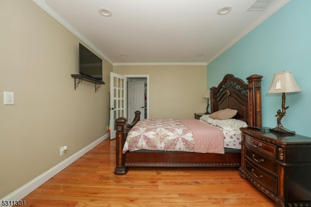 25 Rossiter Ave, Paterson City, NJ 07502