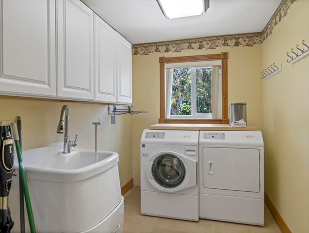 13676 N 85th Road N, West Palm Beach, FL 33412