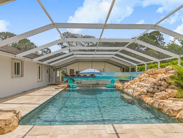 13676 N 85th Road N, West Palm Beach, FL 33412