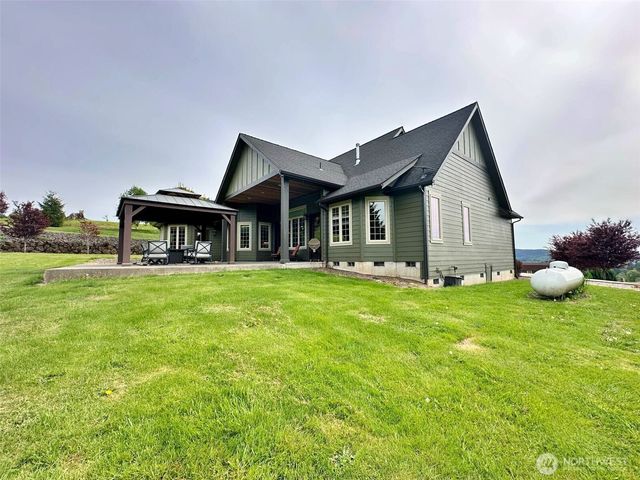 104 Hummingbird Lane, Silver Creek, WA 98585