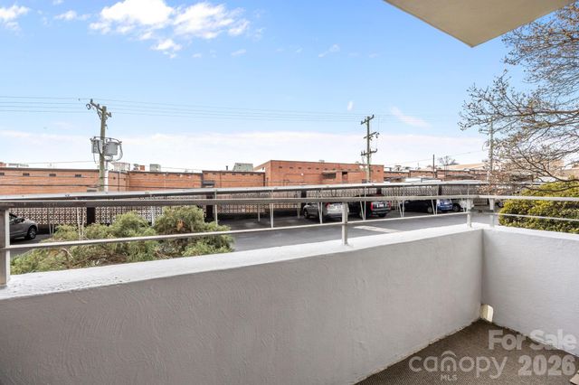 1300 Reece Road 208, Charlotte, NC 28209