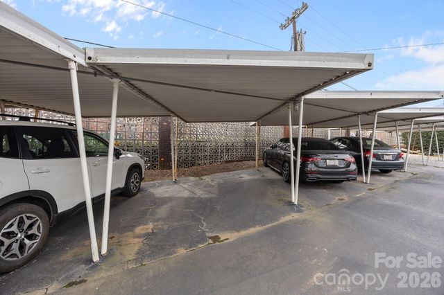 1300 Reece Road 208, Charlotte, NC 28209