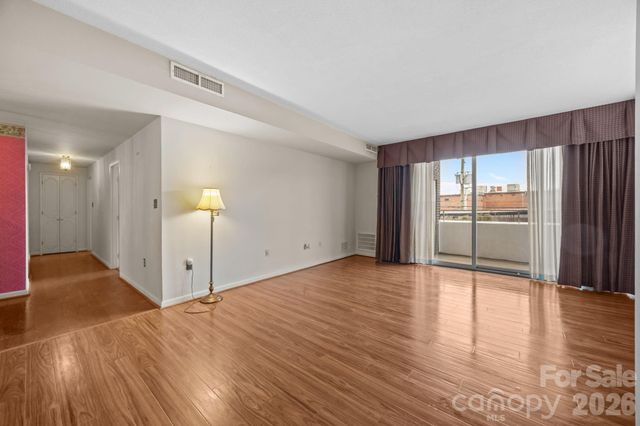 1300 Reece Road 208, Charlotte, NC 28209