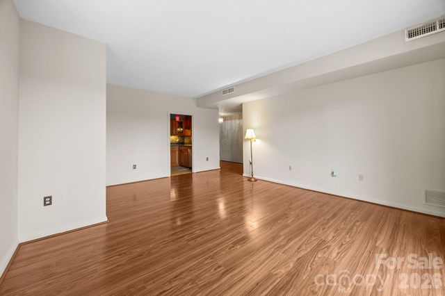 1300 Reece Road 208, Charlotte, NC 28209