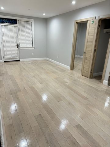 31-12 38TH Avenue 3B, Long Island City, NY 11101