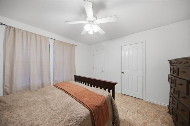 5133 Graford Pl, Corpus Christi, TX 78413
