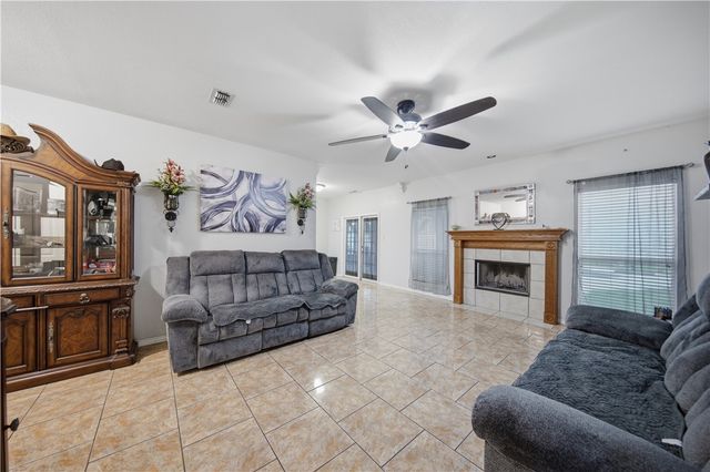 5133 Graford Pl, Corpus Christi, TX 78413