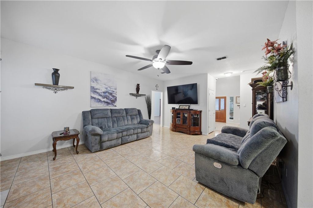 5133 Graford Pl, Corpus Christi, TX 78413 — photo 4