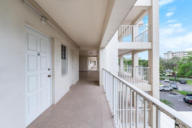 3091 N Course Drive 406, Pompano Beach, FL 33069