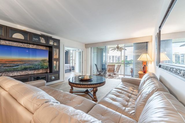 3091 N Course Drive 406, Pompano Beach, FL 33069