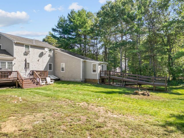 37 Sandra Way, Plymouth, MA 02360