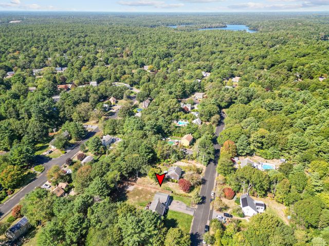 37 Sandra Way, Plymouth, MA 02360