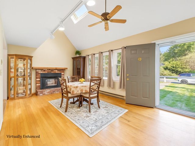37 Sandra Way, Plymouth, MA 02360