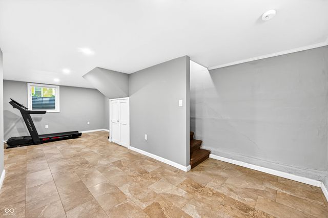 2112 Putnam Street, Terre Haute, IN 47803