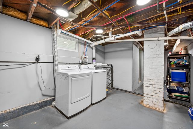 2112 Putnam Street, Terre Haute, IN 47803